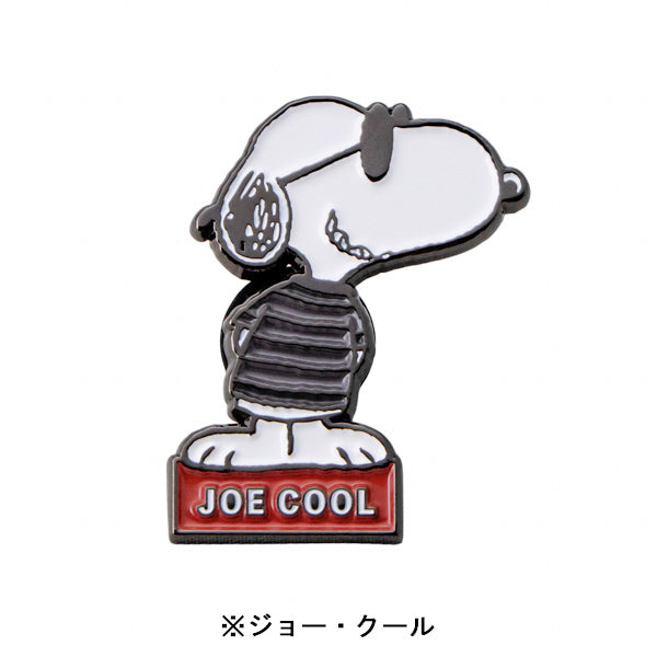スヌーピー ピンバッジ (Tシャツシリーズ)